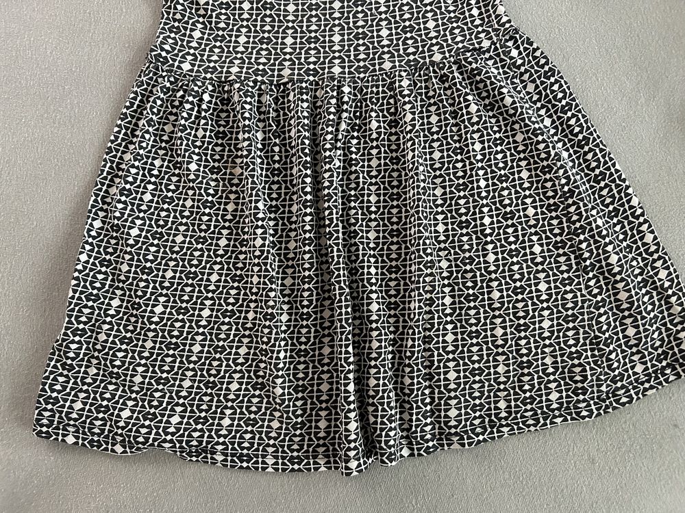 Dwie kolorowe letnie sukienki bez rękawków H&M 110-116