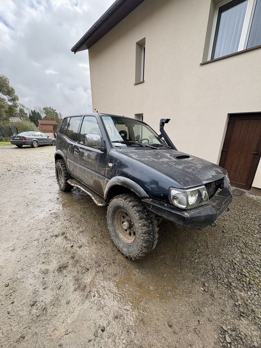 Nissan Terrano 2.7 tdi simex !