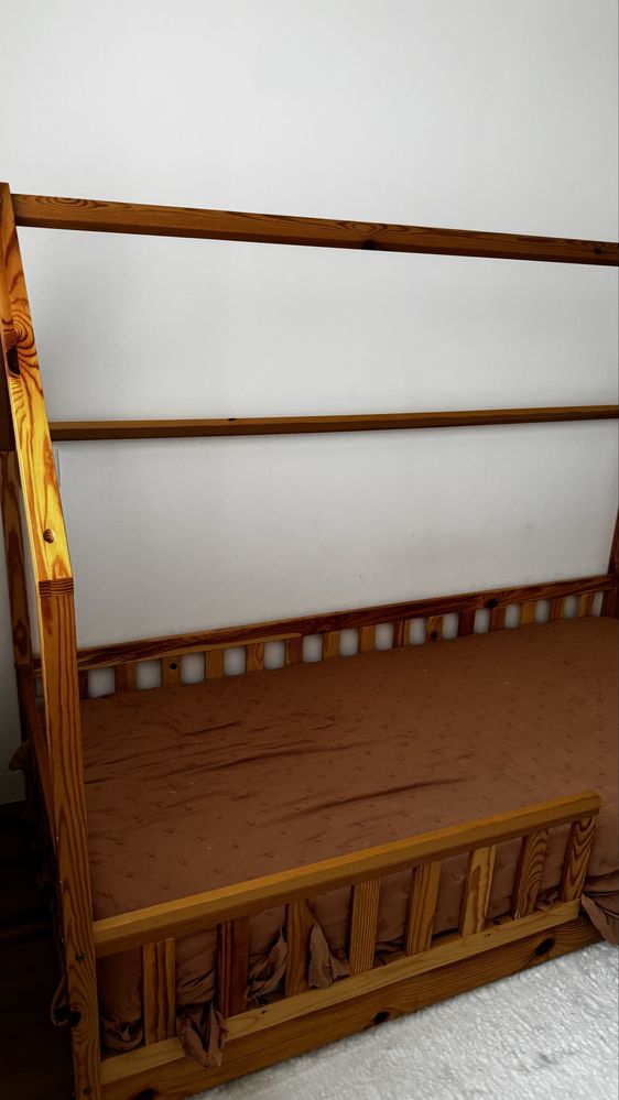 Cama montessori 145,5x98x195cm com colchao