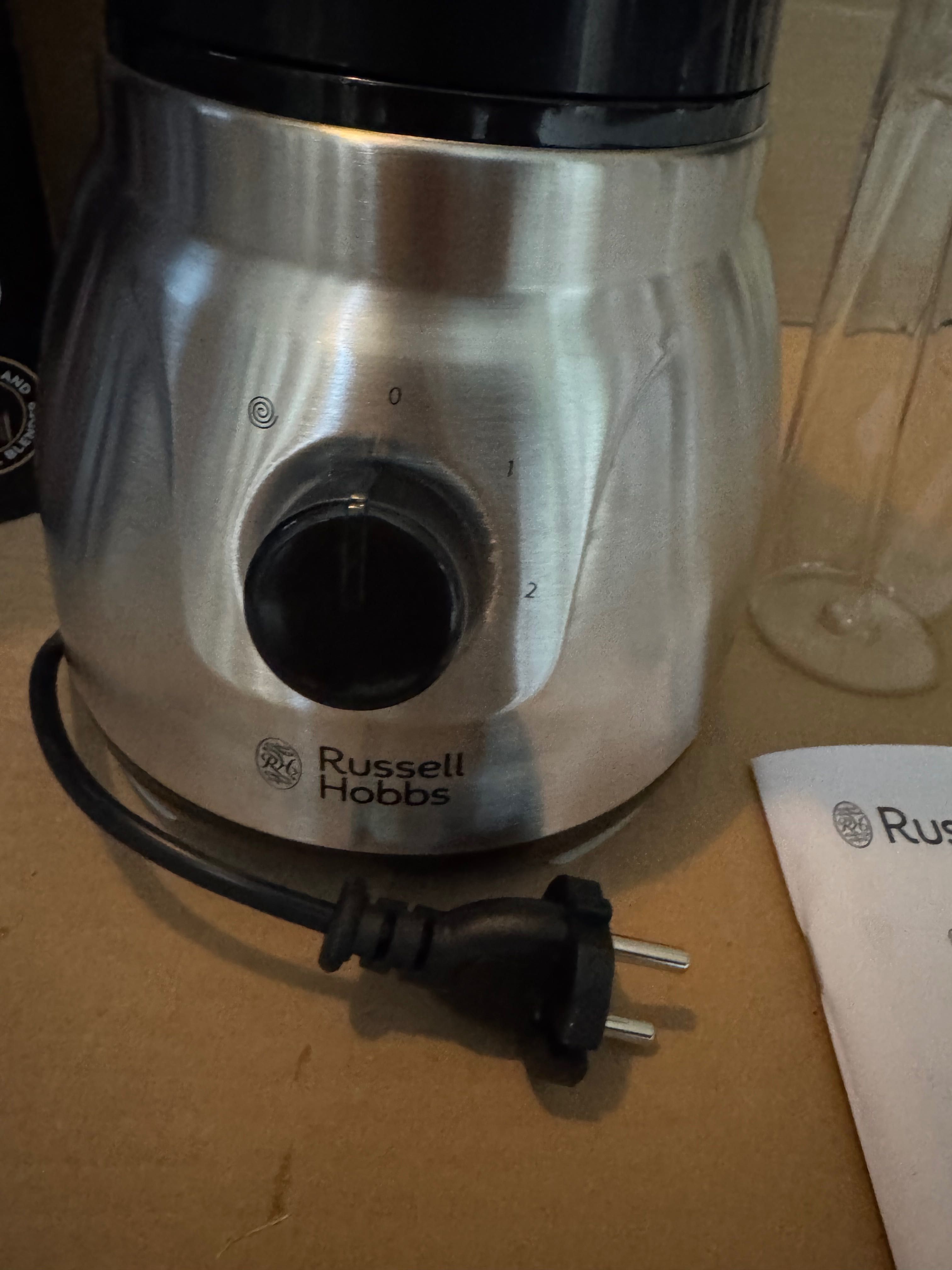 Blender kielichowy Russell Hobbs 600 W