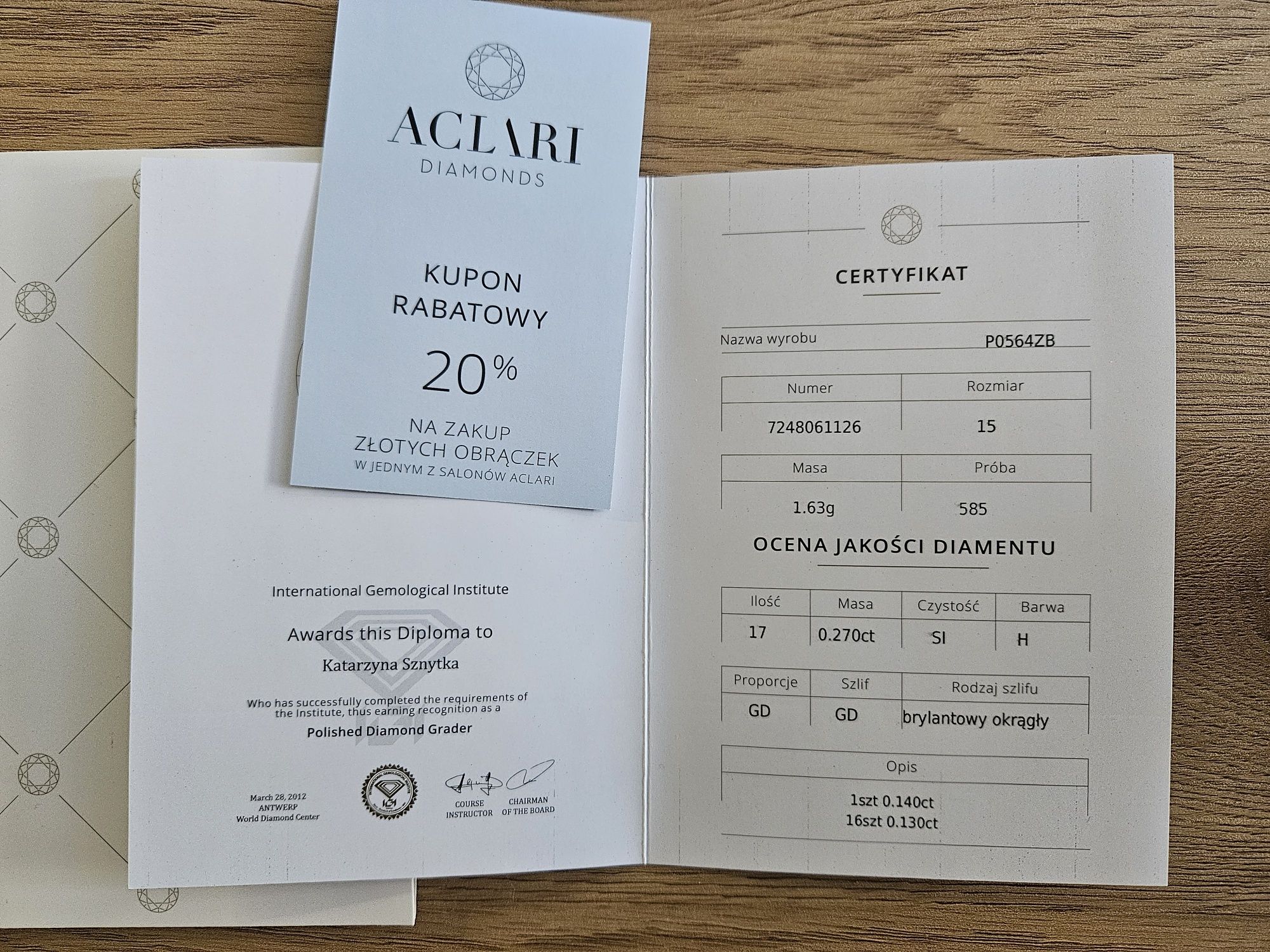 Pierścionek zaręczynowy ze złota z brylantami Aclari Ventego P0564ZB