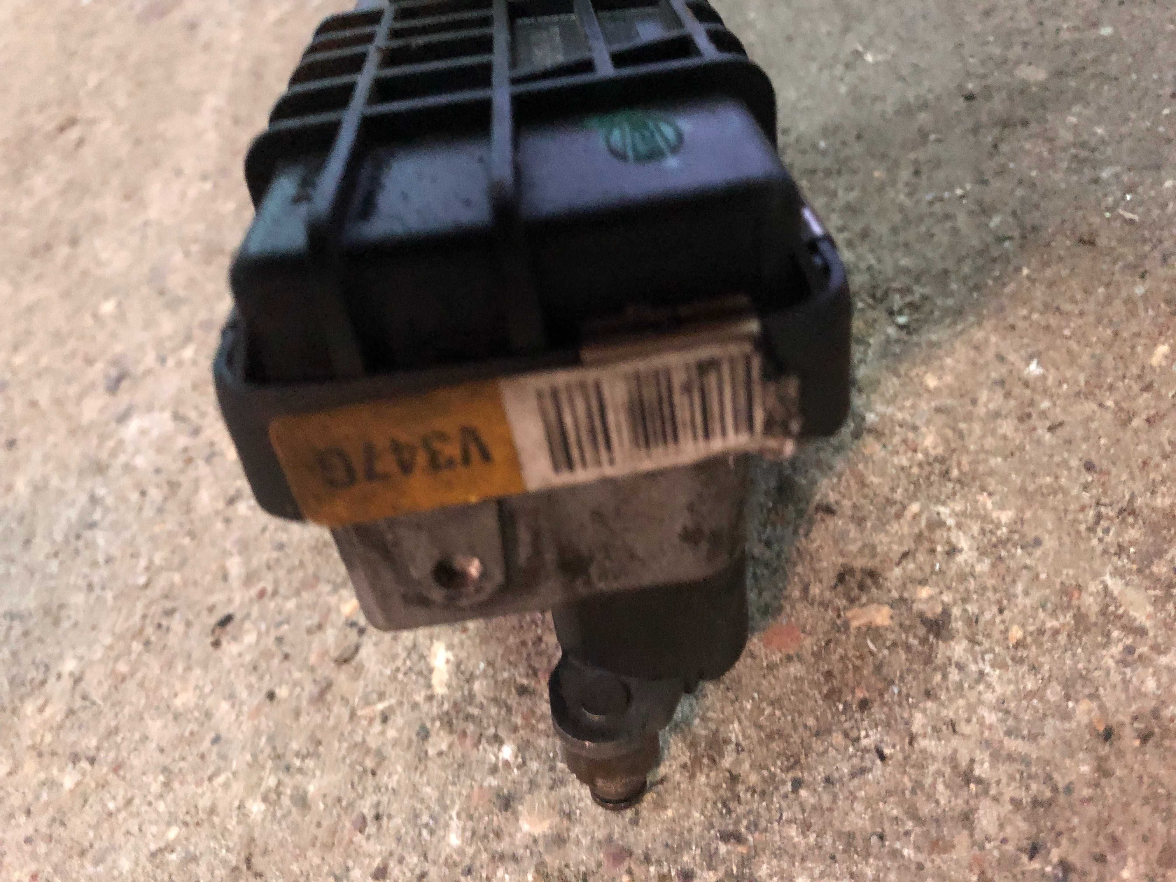 SILNIK FORD TRANSIT część  silnik wtryski turbo