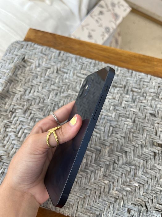 iPhone 12 128GB azul escuro