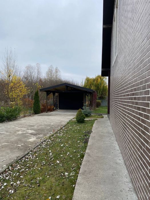 Будинок 219 м² с. Требухов с.т Переможець,