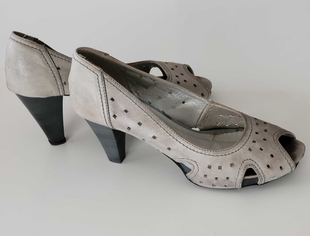 CARINII 39 buty szare eleganckie SZPILKI odkryty przód r.39 SKÓRA