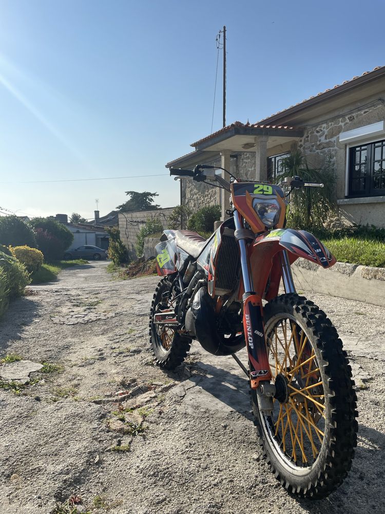 Ktm exc 125.