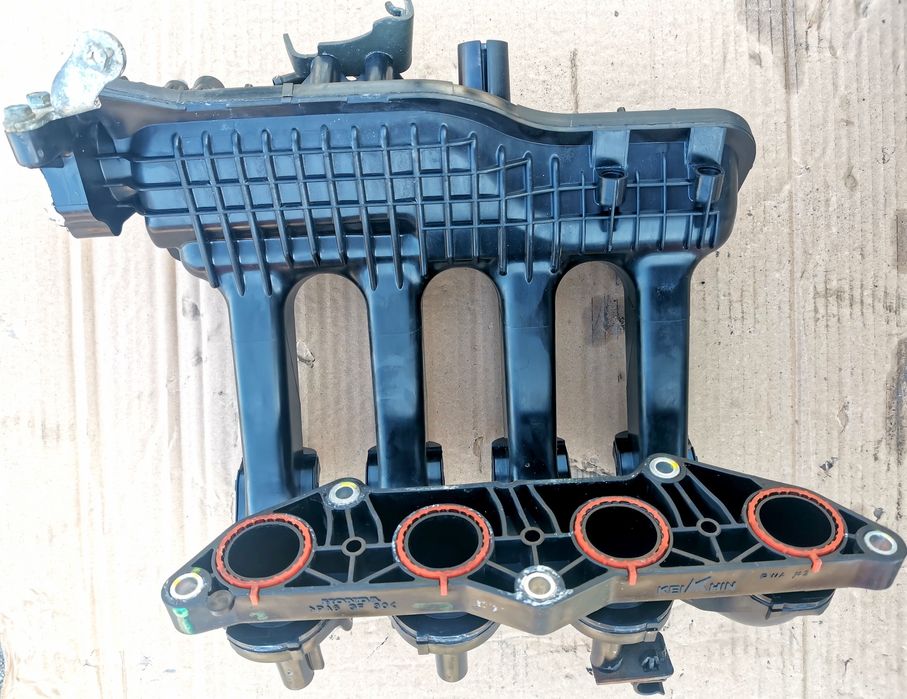Коллектор впускной Honda Jazz 02-08гг