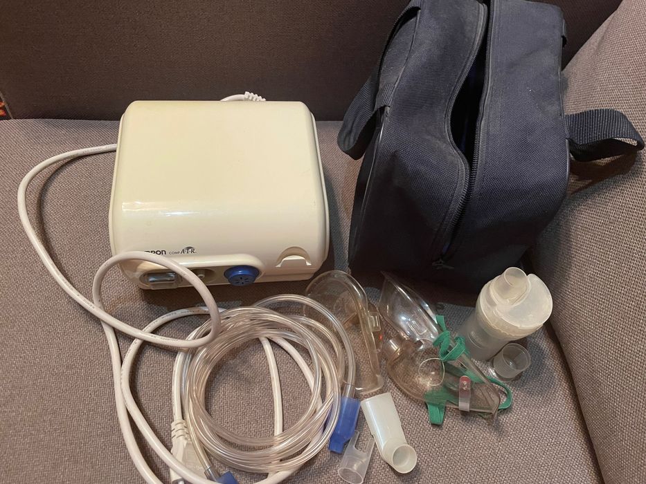 Інгалятор небулайзер компресорний  Omron CompAIR (NE-C28