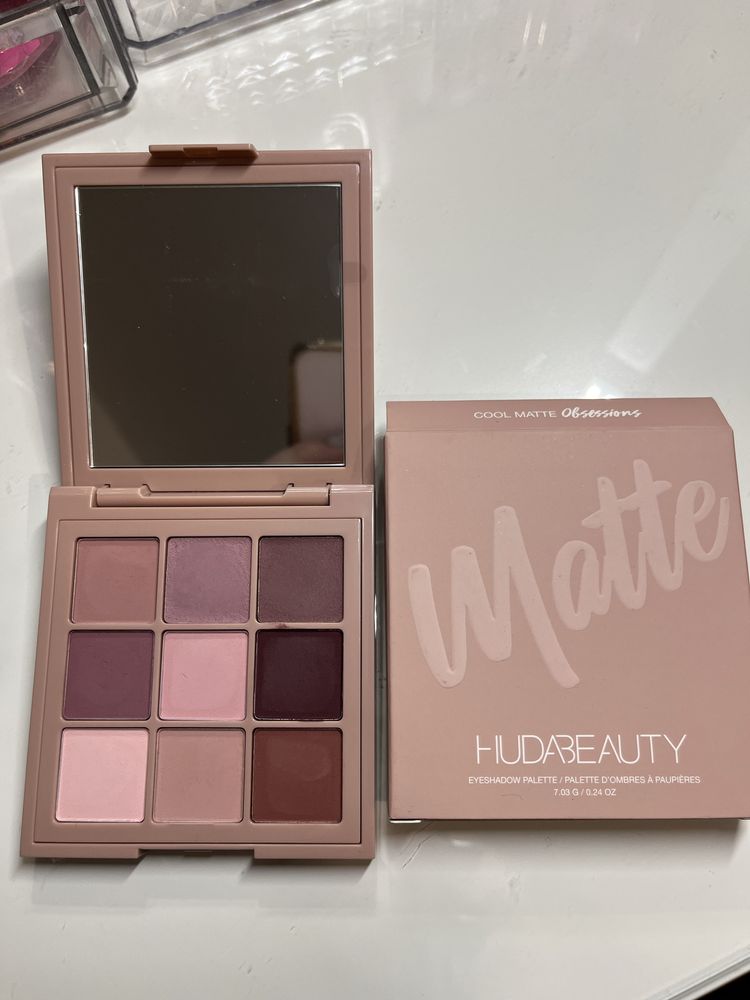 Huda beauty matte палетка тіней