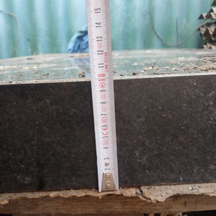 Гранитная плита.