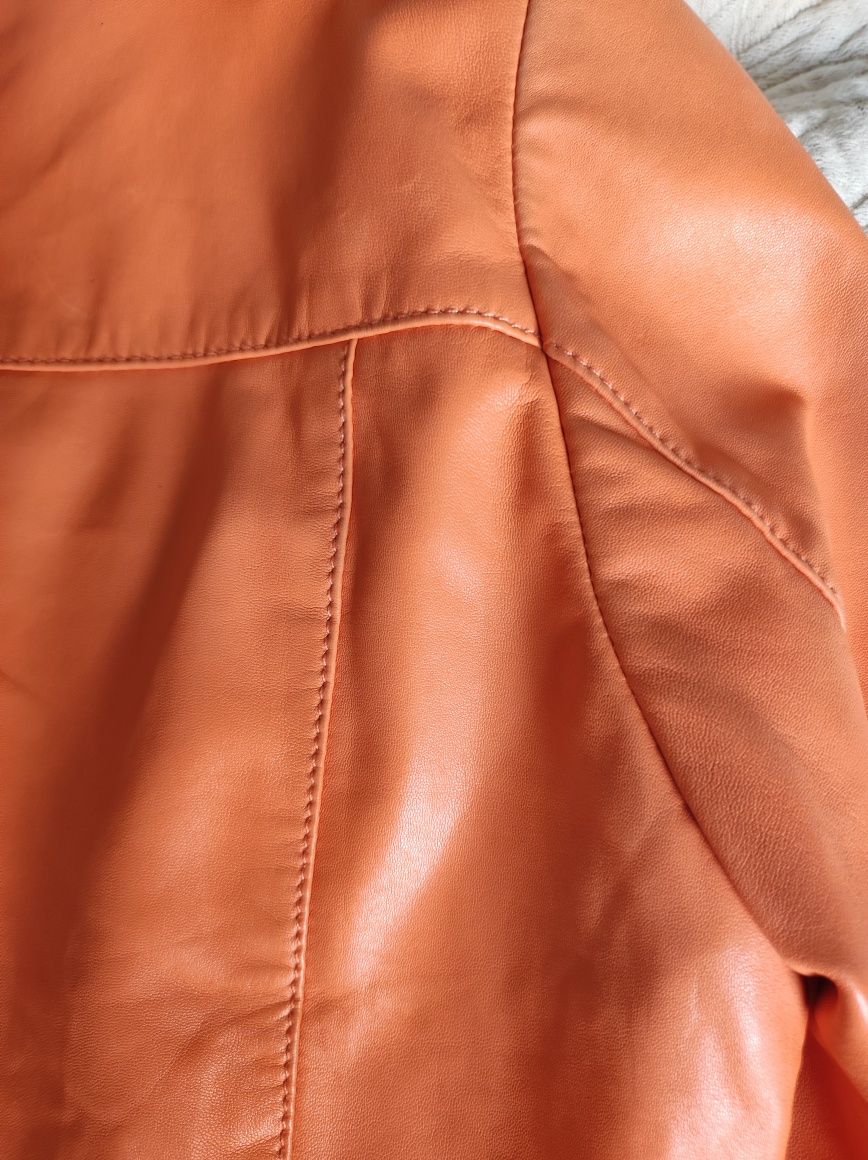 Куртка Massimo Dutti жіноча ( 100% тоненька  шкіра)