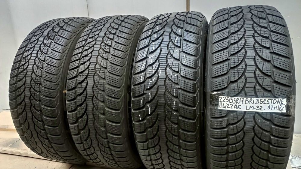 шини 225/55R17. Bridgestone. 8,5мм. 2022р.