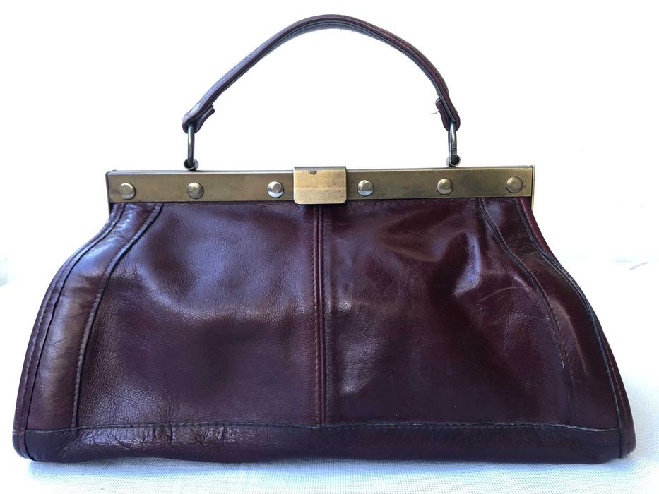 Винтажный кожаный саквояж в идеальном состоянии