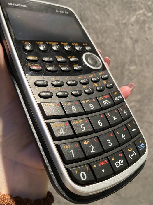 Calculadora Gráfica CASIO fx-cg 20