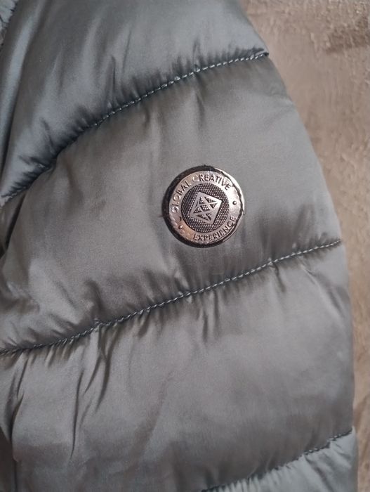 Продам пуховик жіночий