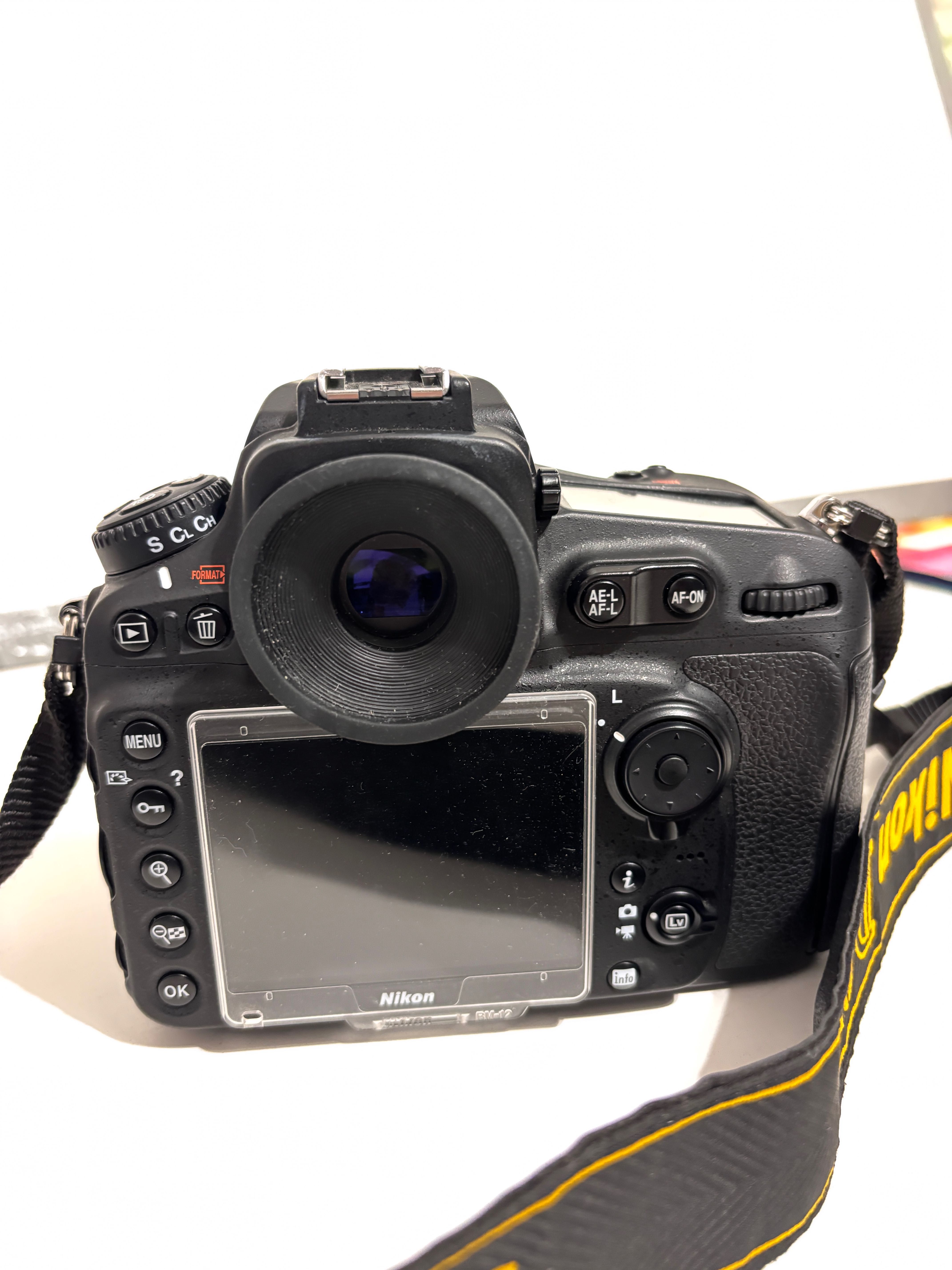Nikon D810+grip+5 kart pamięci+dodatkowa bateria