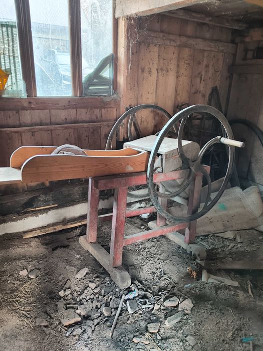 Ręczna sieczkarnia do słomy