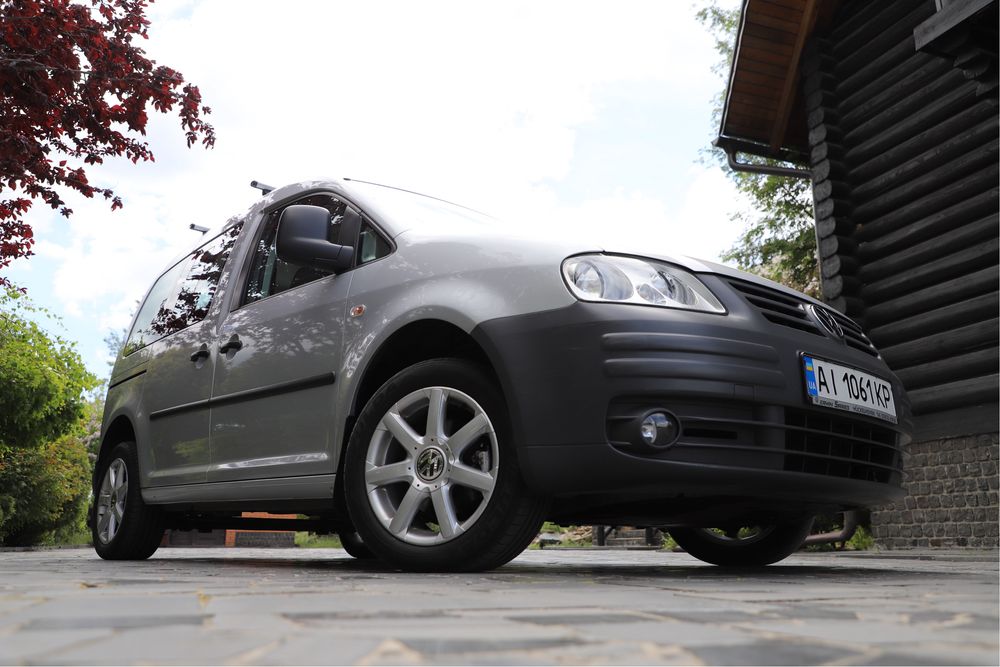 Volkswagen Caddy 2009 (Life)