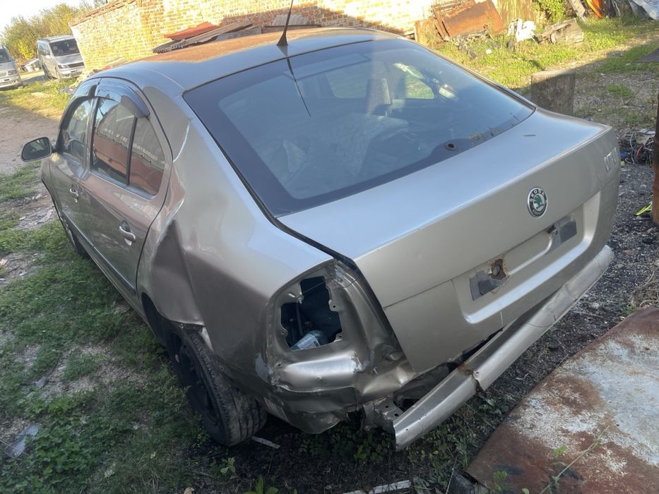 Skoda octavia A5 1.6 mpi 2004 рік. Укр реєстрація Технічно ок. Їде