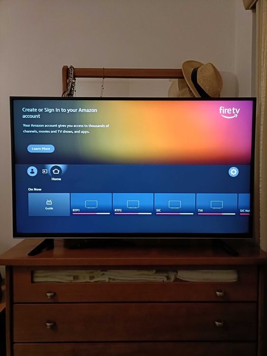 TV Grundig - 49 polegadas