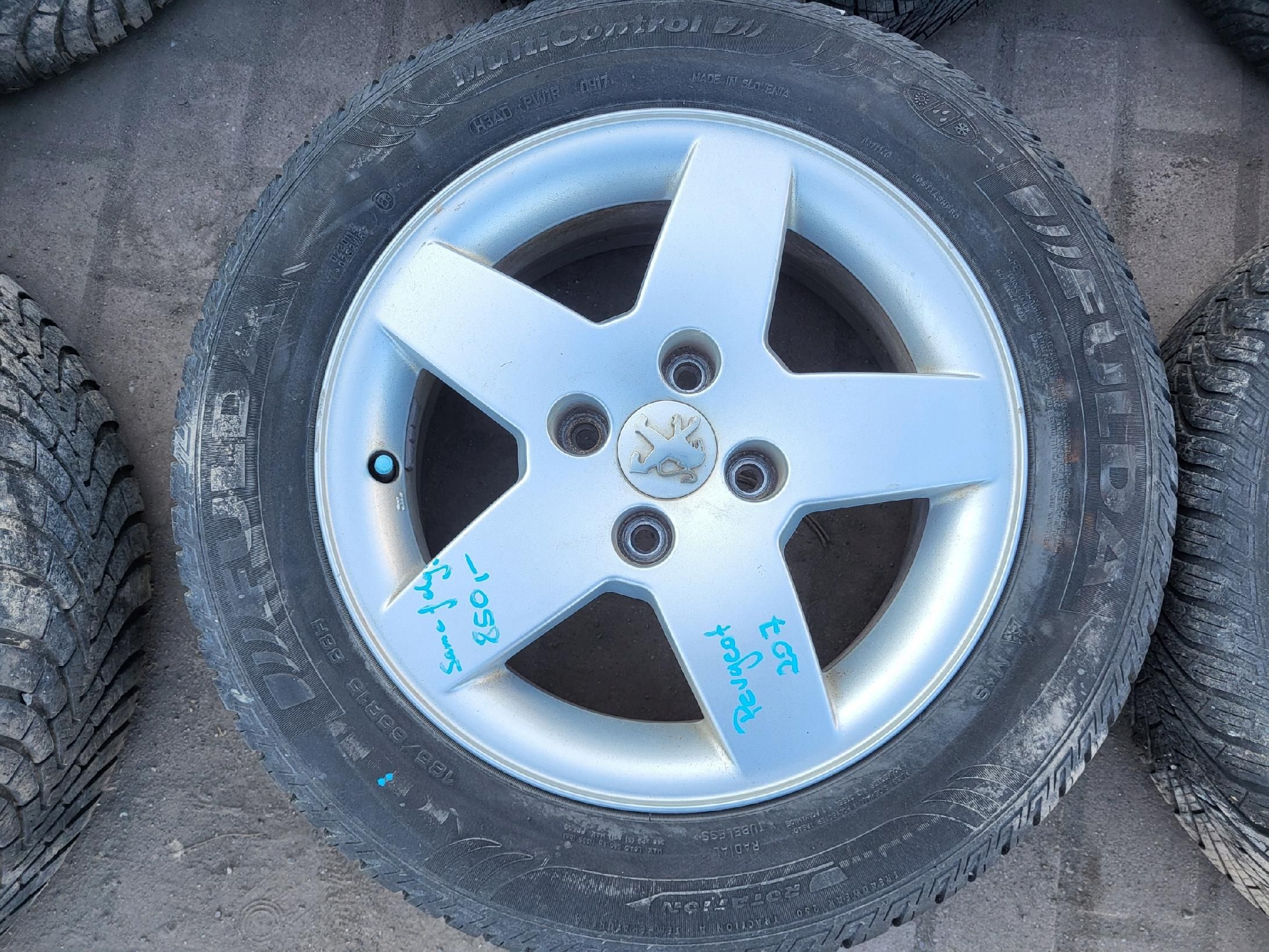 peugeot alufelgi felgi aluminiowe 15 cali 4x108 et23 6j