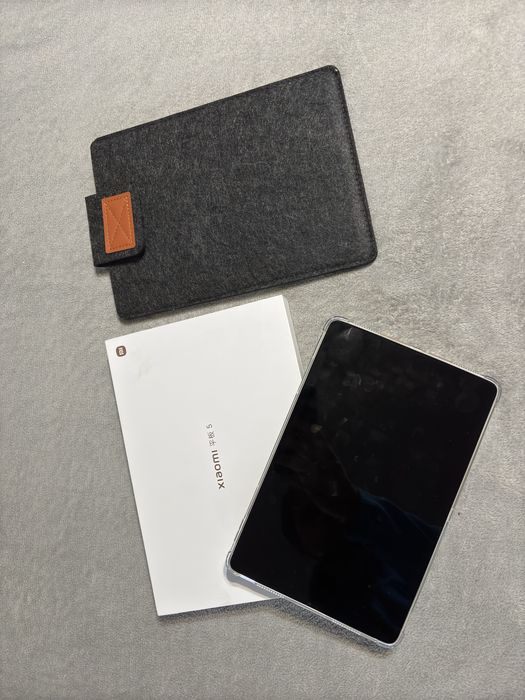 планшет Xiaomi Pad 5 6/128 (2023 р) (96,5% акб)