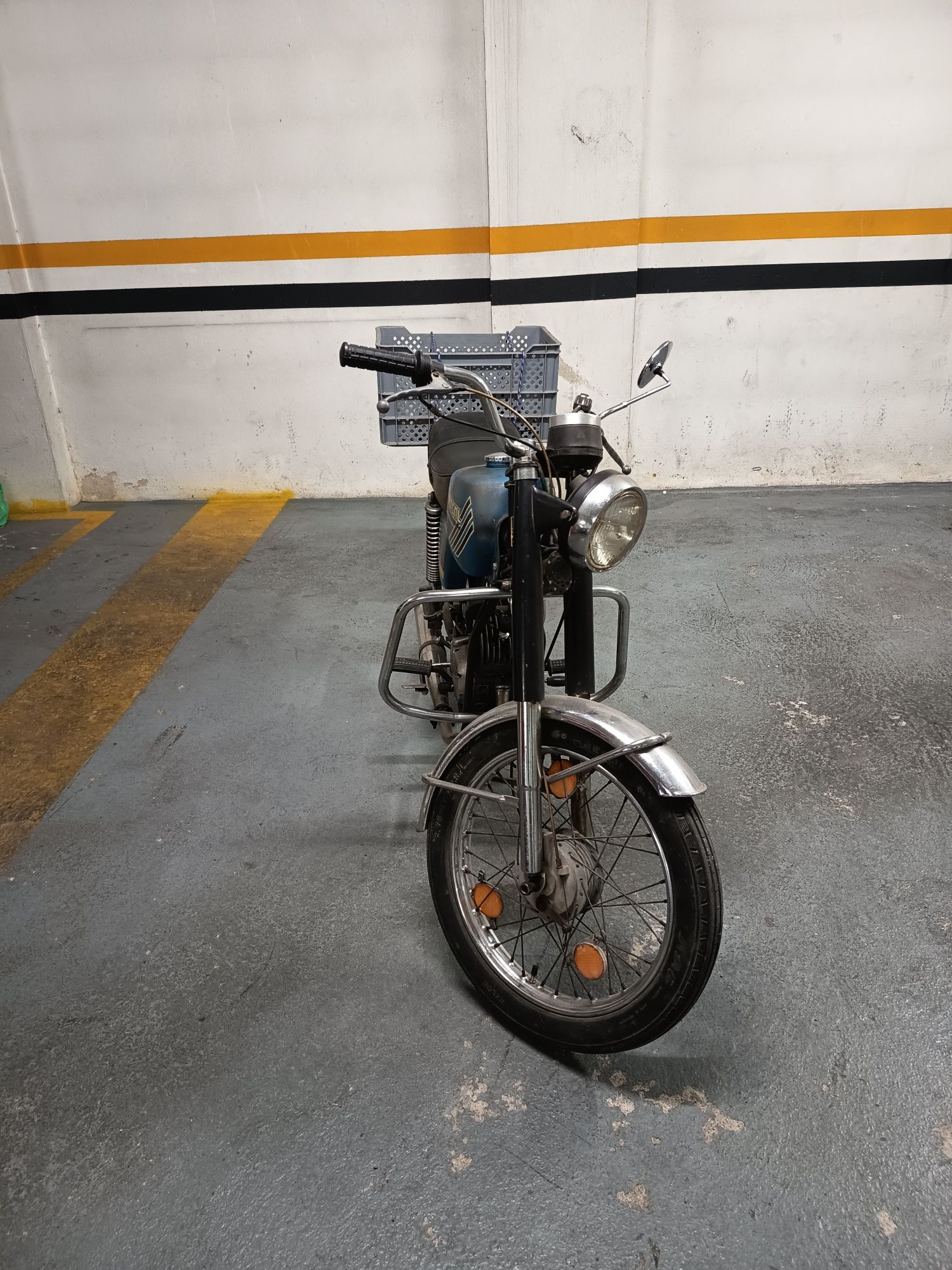 Macal 2100 e Yamaha CT50