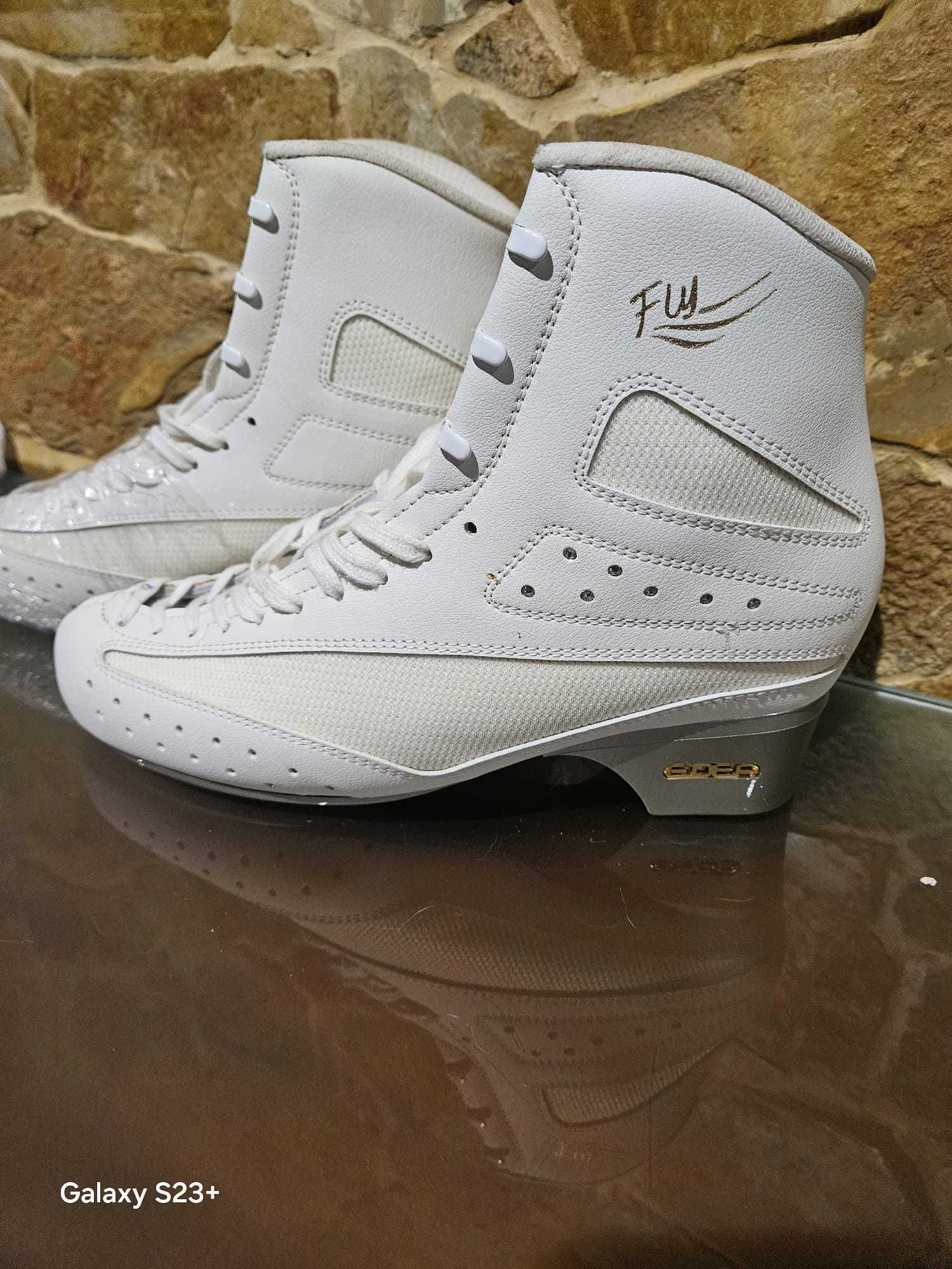 Bota de patinagem novos