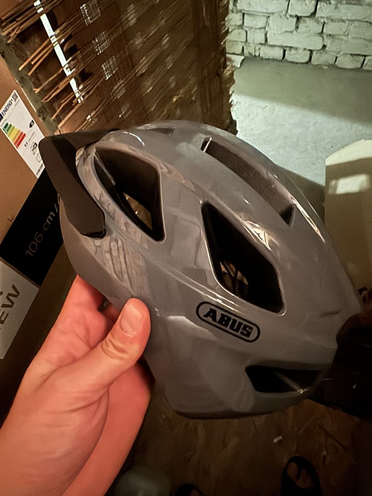 Kask rowerowy abus 58-62 cm