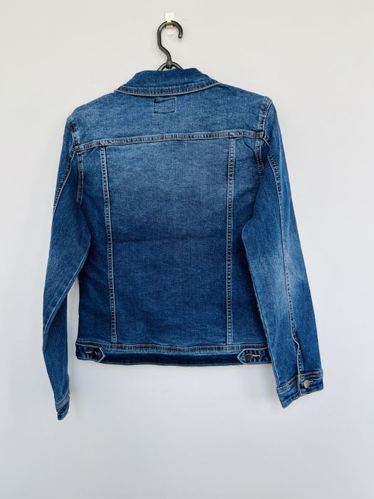 Kurtka damska jeansowa