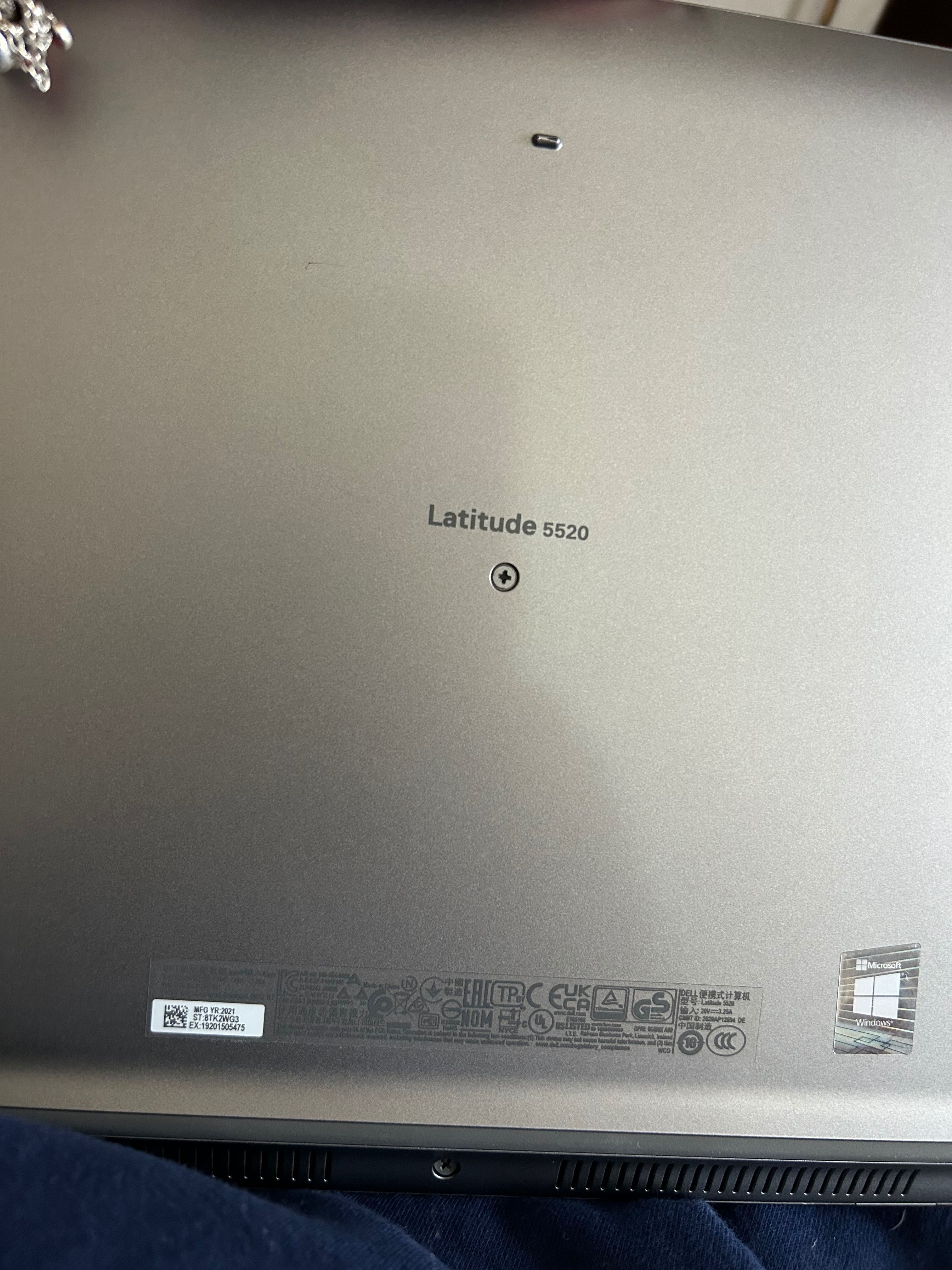 Dell Latitude 5520