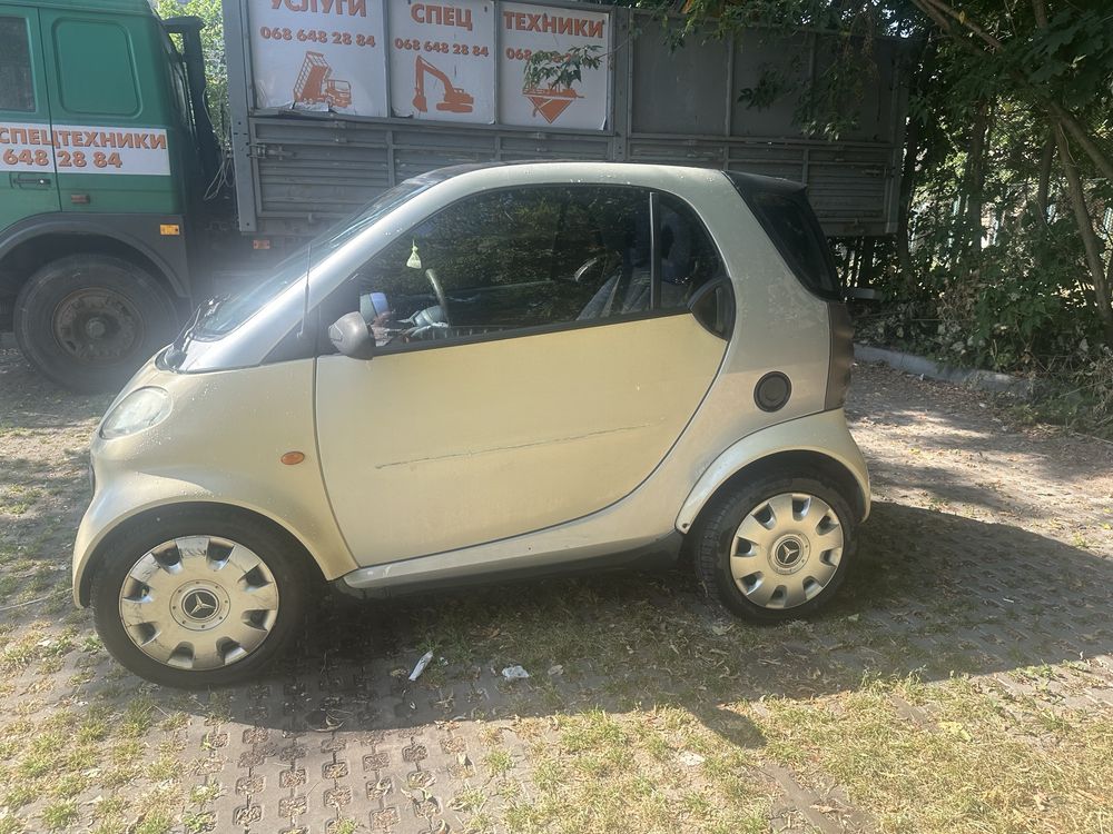 Продам Smart Fortwo 450