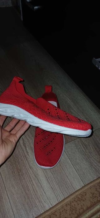 Продам обувь макасины