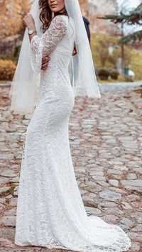 Suknia ślubna długa koronkowa boho styl romantyczny