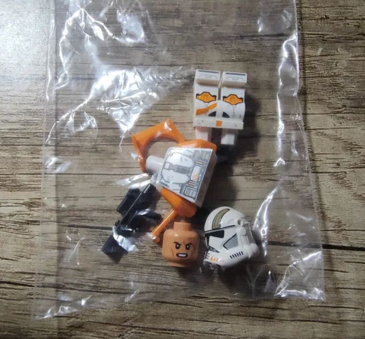 LEGO tar wars figurka commander Cody sw1233 nowa z 75337