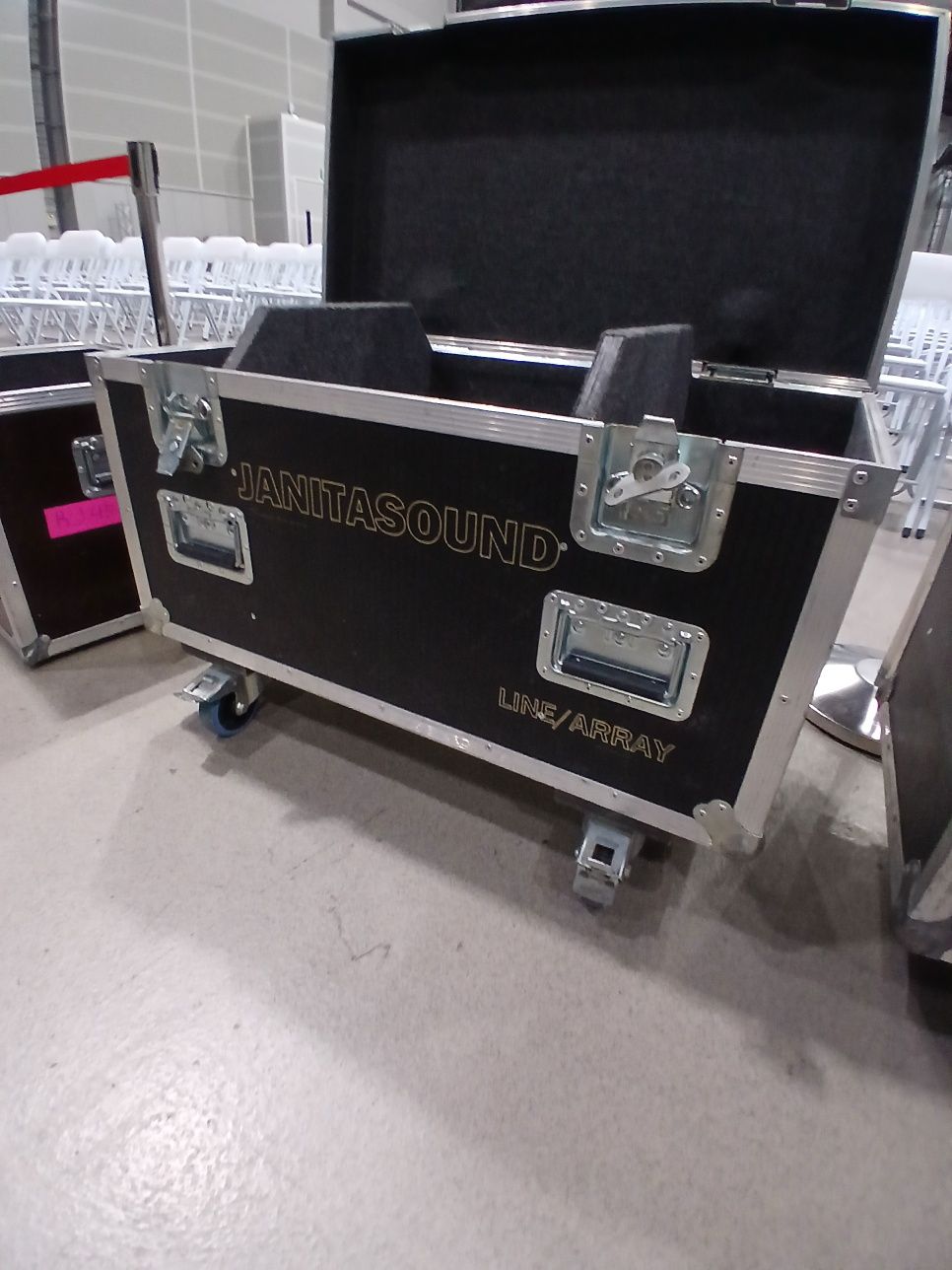 Sistema line array RCF