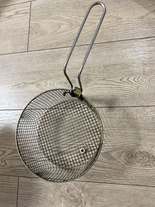 Продам фритюрницю Philips