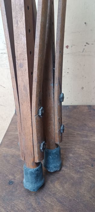 Костыли деревянные