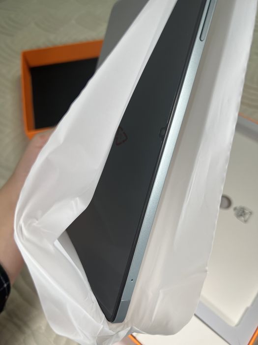 Планшет Teclast m50 із клавіатурою мишкою та пенсіл і навушниками