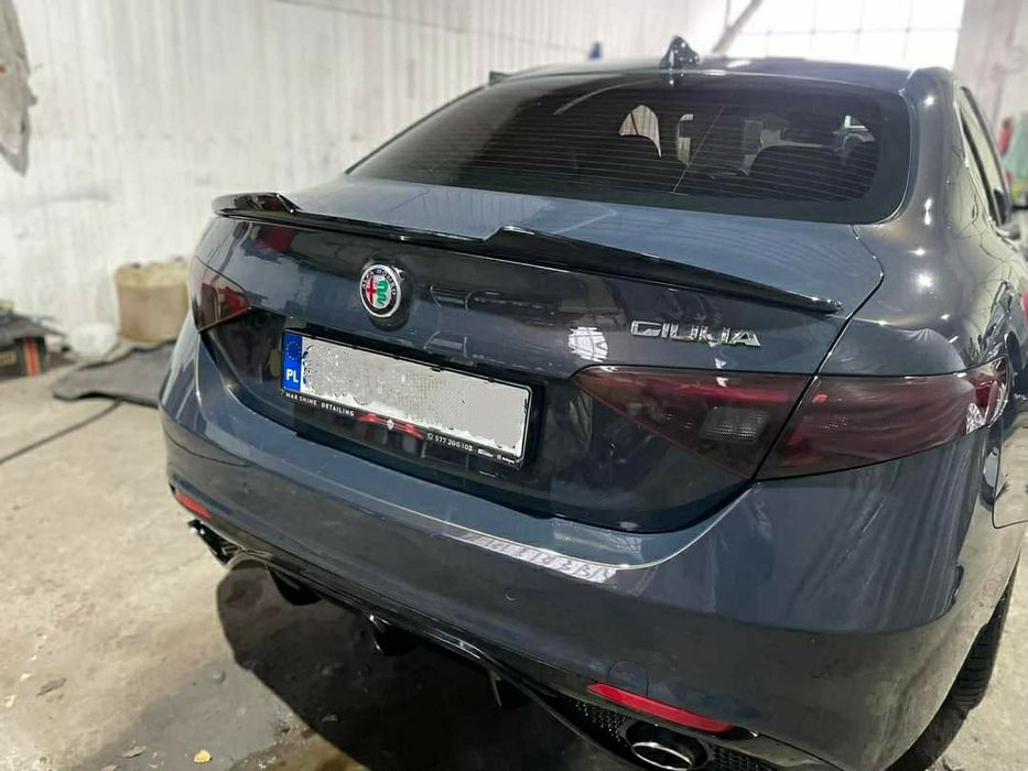 Alfa Romeo GIULIA lotka dokładka spoiler czarny połysk