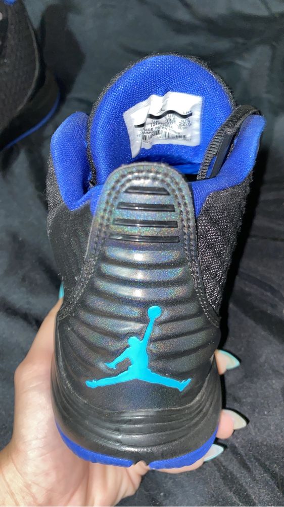 Air Jordan preto e azul