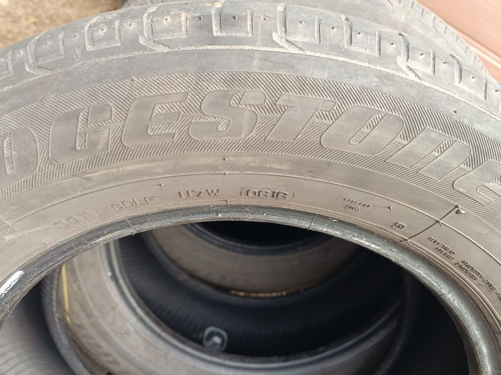 Sprzedam opony letnie 215/65/17 Bridgestone