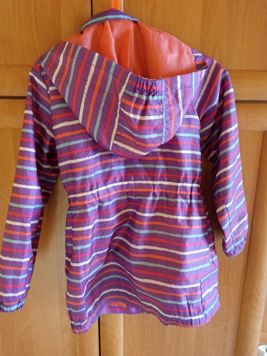 Kurtka/ płaszczyk przeciwdeszczowy 104