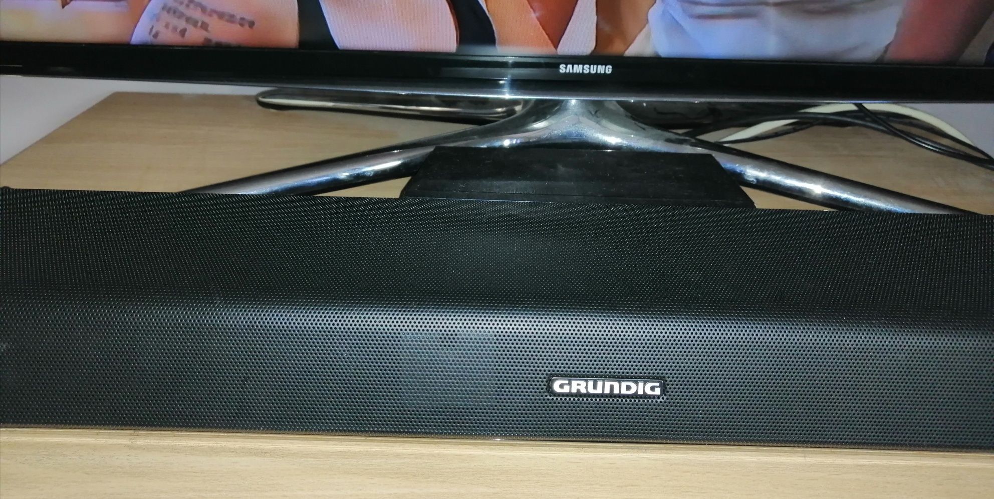 Soundbar GRUNDIG DSB970 głośnik TV bluetooth, czarny