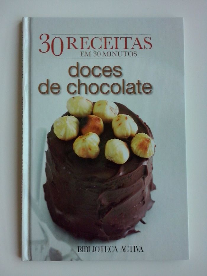 Livro " Doces de Chocolate "