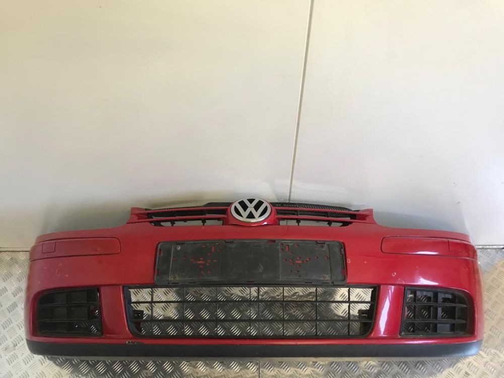 Zderzak przedni Volkswagen Golf mk5