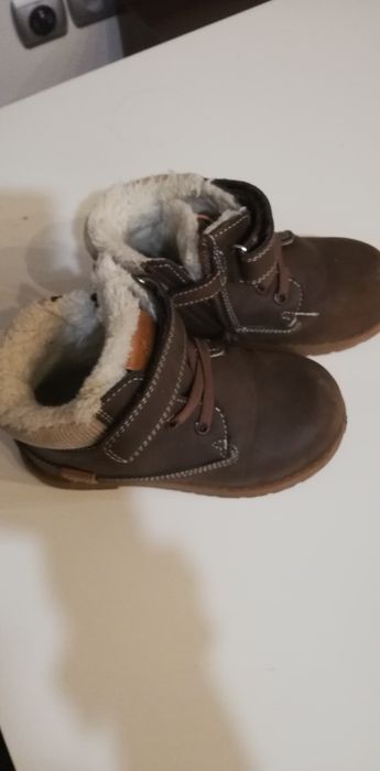 Buty zimowe, r. 25
