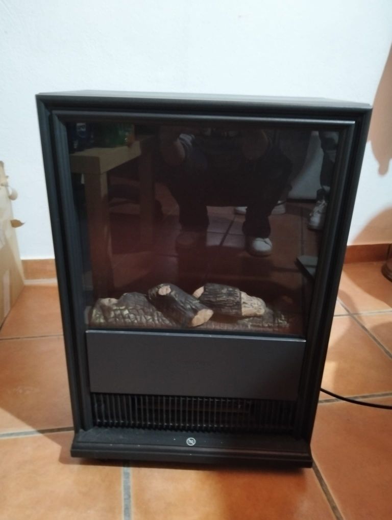 Vendo aquecedor elétrico tipo lareira