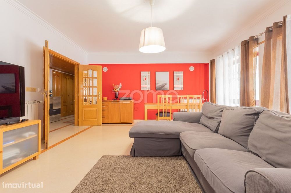 Apartamento T3 – Urbanização Parque dos Poetas
