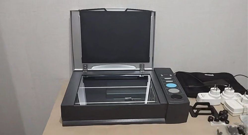 Книжний сканнер opticbook 3600